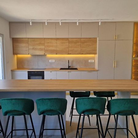 Holiday Home Nino With Amazing Swimming Pool スラティネ エクステリア 写真